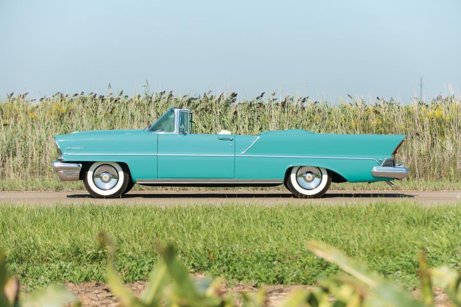  Lincoln Premiere Convertible 1957 года  (фото 20 из 38)